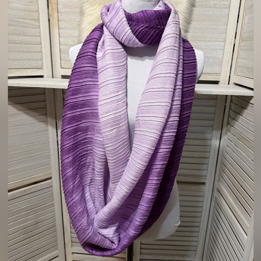 NEW• Echo Purple & Lilac Ombre’ Pleated Scarf